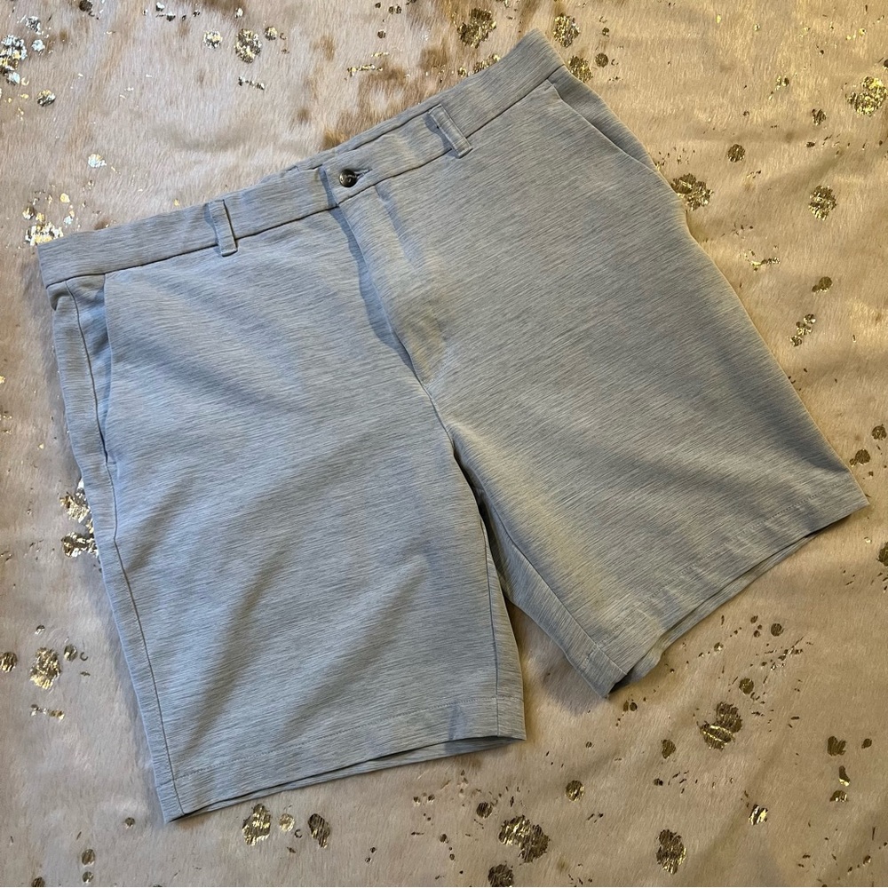 EUC Callaway Golf Shorts Mens 38 Gray Flat Front-Casual-Stretch-Match Play 9”